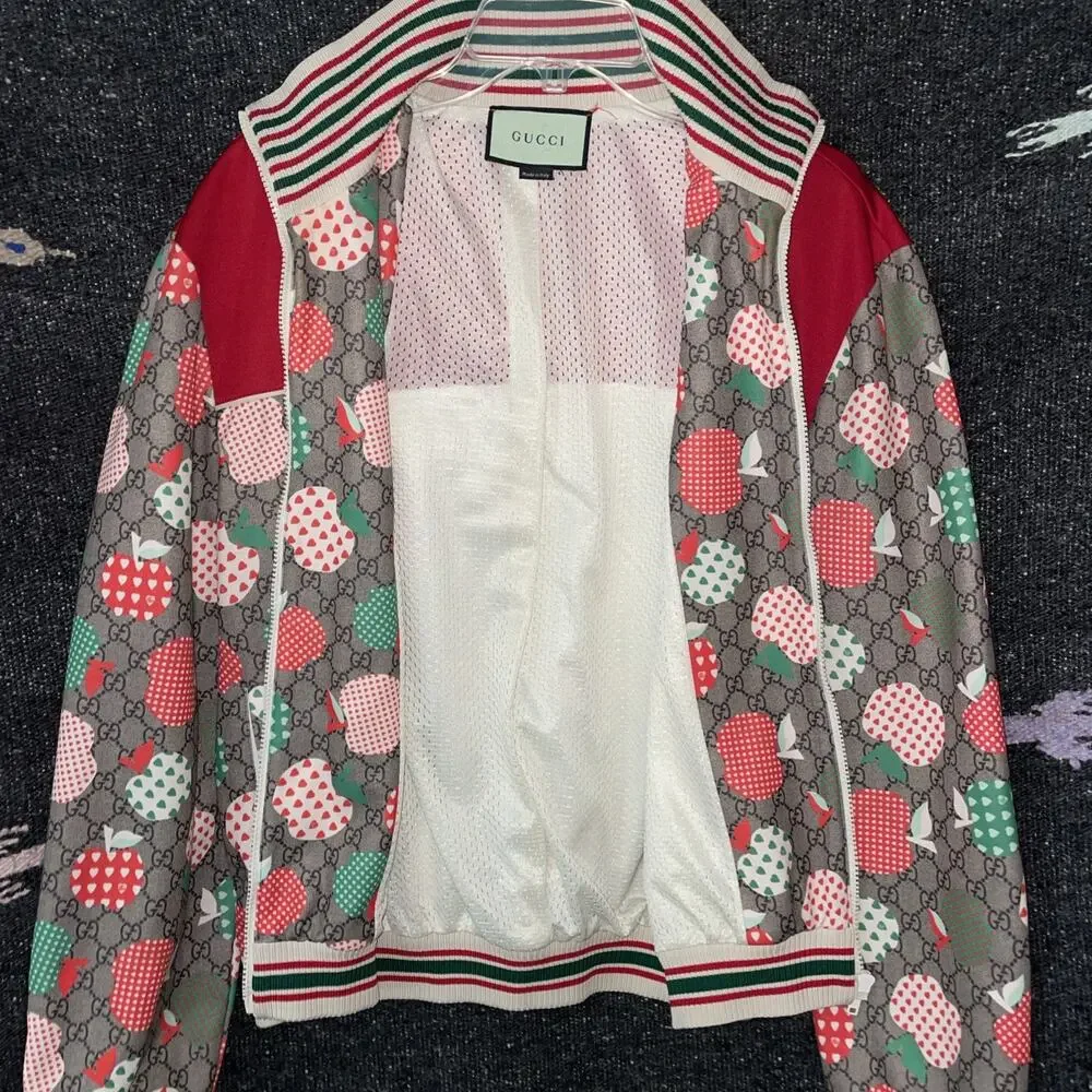 Gucci Jacket Apples And Hearts Zip Up Jacket EUC! Men’s Size Large!